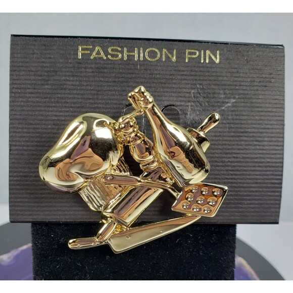 Vintage Signed AJC Culinary Chef Hat Utensils Knife Gold Tone Brooch - Picture 2 of 9
